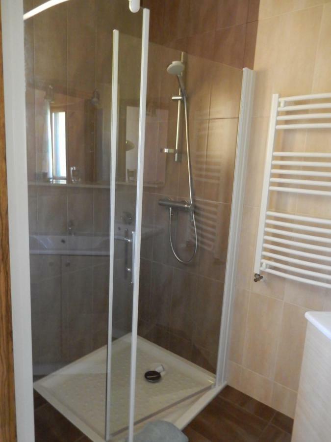 Le Hibou Heureux Bed & Breakfast Bezenac ภายนอก รูปภาพ